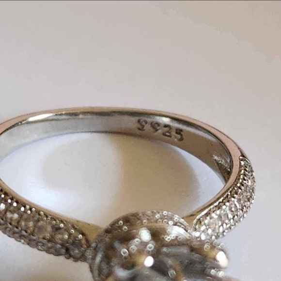 New 925 Silver Round Cut Diamond Flower Ring for Women - Picture 5 of 10